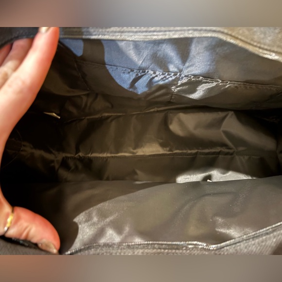 Victorias Secret Duffle Bag, NWT - Picture 2 of 5